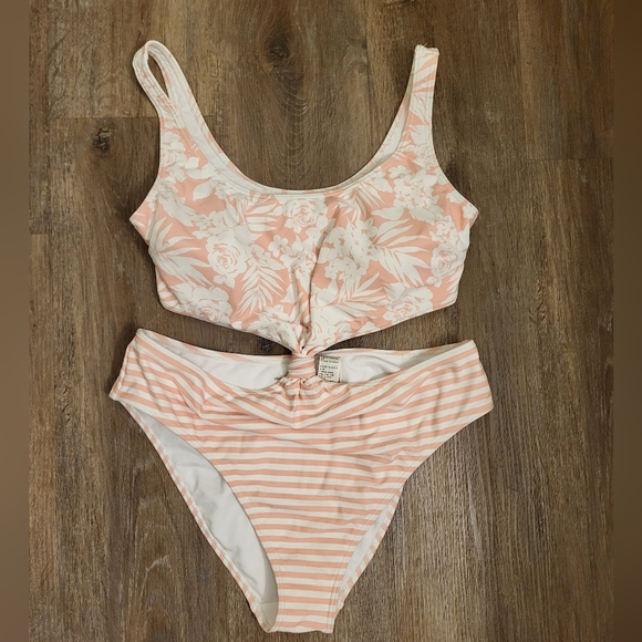 Abercrombie & Fitch Floral & Striped Knot Tie Monokini Pink & White Size XLarge - Picture 2 of 11